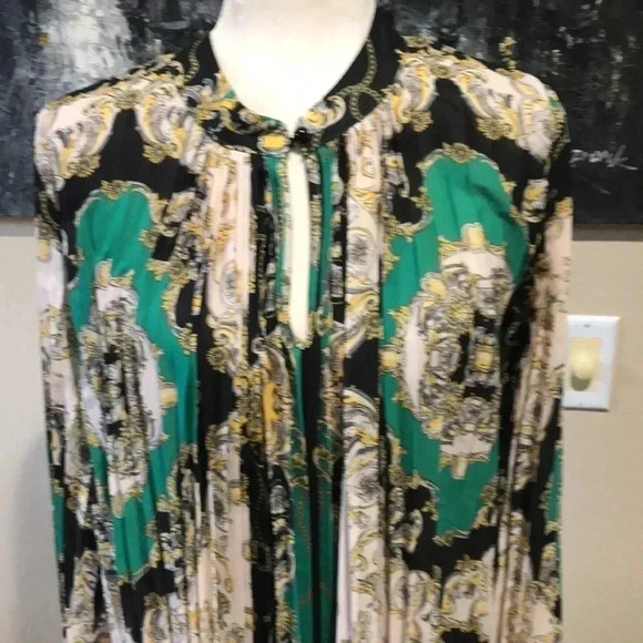 Her Bottari Paisley Design Fully Pleated A Line Maxi w/Long Sleeves Side slits-L - Picture 5 of 12